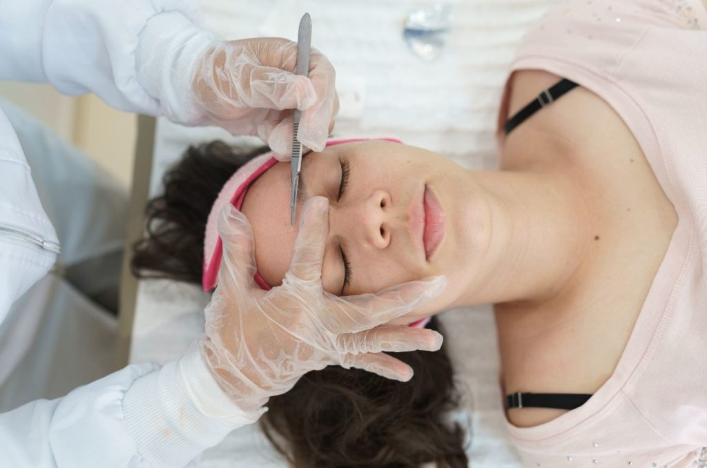 dermaplaning tool numelab skincare